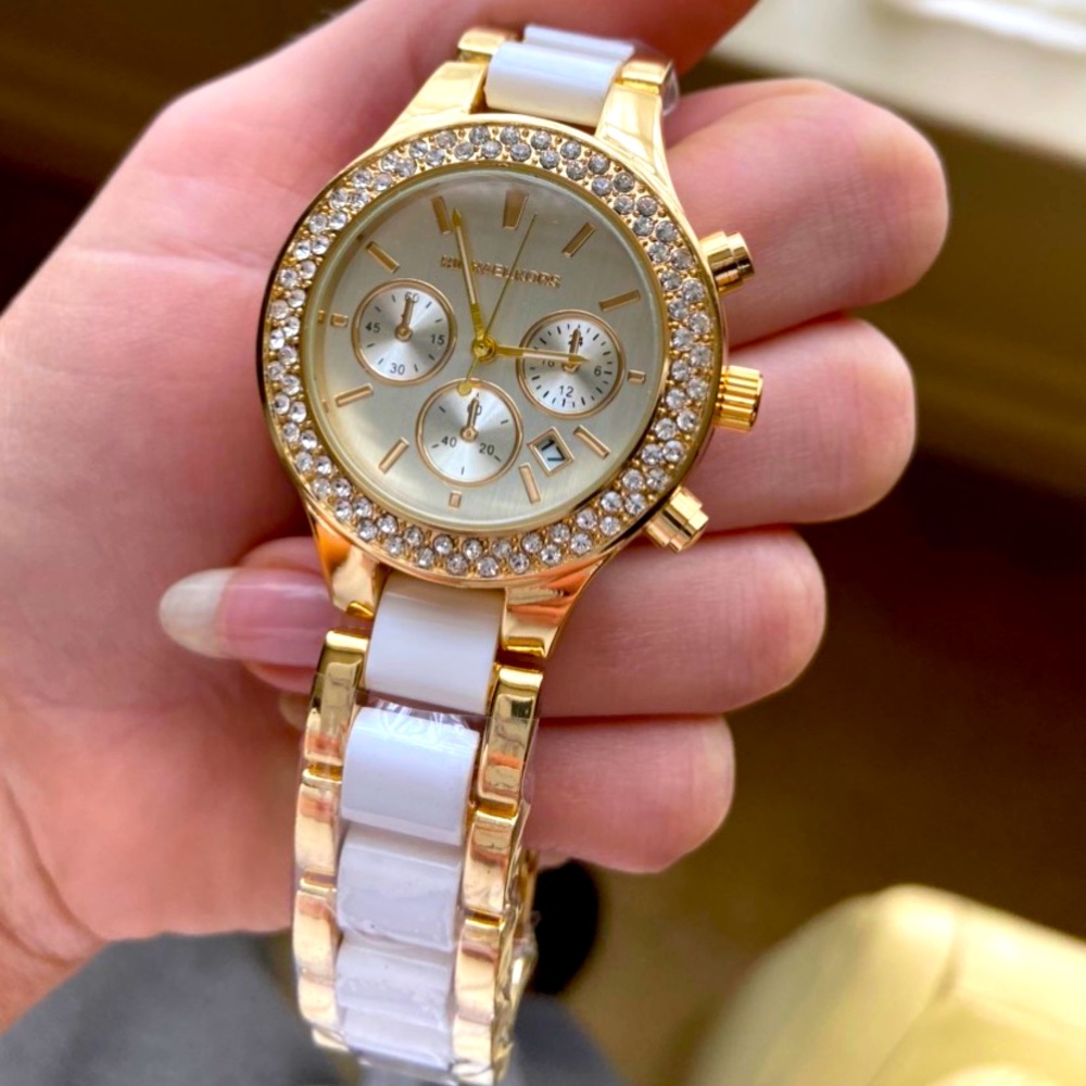 MK watch